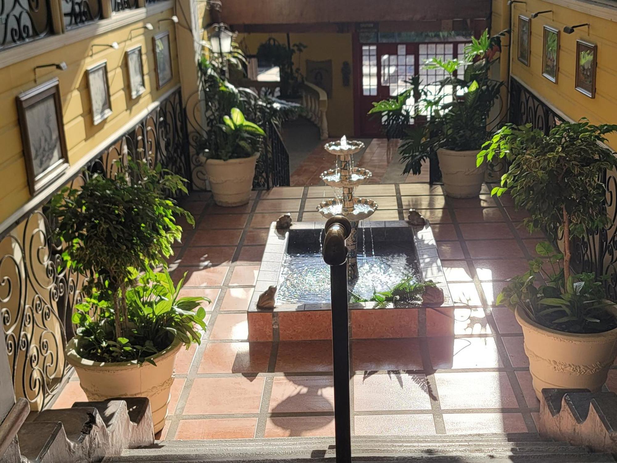Whiskey Barrel Hotel San José Kültér fotó