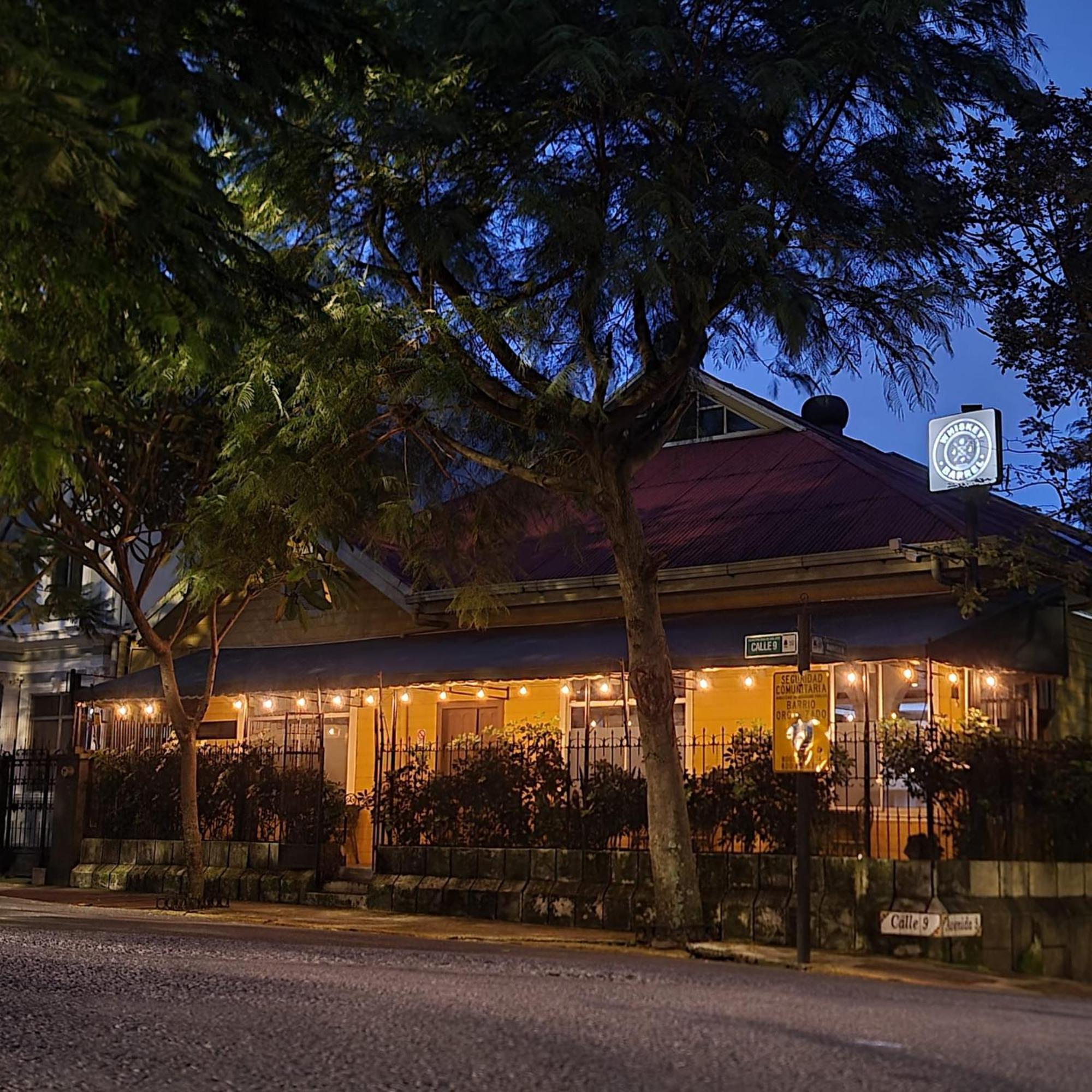 Whiskey Barrel Hotel San José Kültér fotó